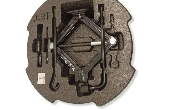 KIA Ceed Tool set 09100A2100