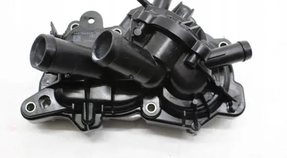 Volkswagen Golf VII Water pump 04E121121K
