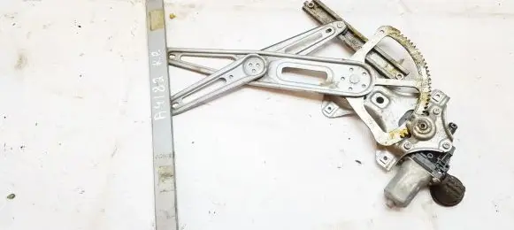 Toyota Auris 150 Sliding door window regulator with motor