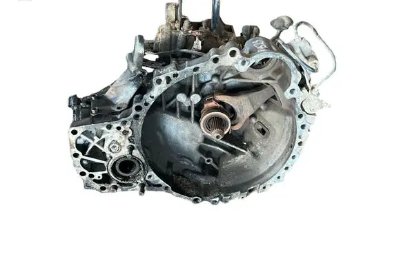 Toyota RAV 4 (XA20) Manual 5 speed gearbox 3030042140
