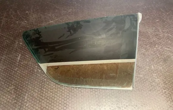 Ford S-MAX Rear side window 