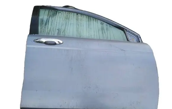 Honda CR-V Front door melynos