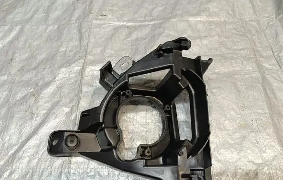 Opel Corsa F Fog light bracket 9850382980