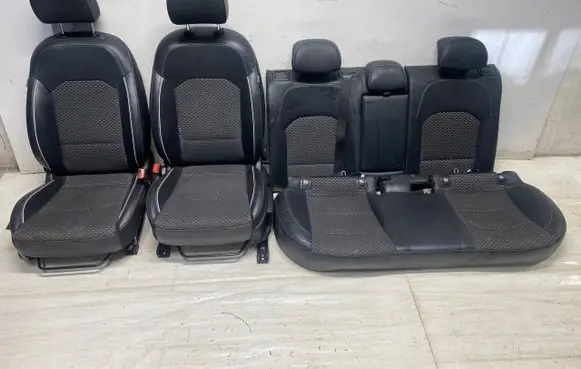 Seat set