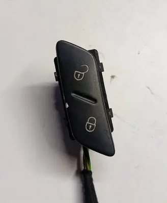 Volkswagen Scirocco Central locking switch button 1Q0962126BS8 1Q0962126B 207801S