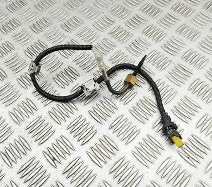 Mercedes-Benz E W238 Exhaust gas temperature sensor A0009059604