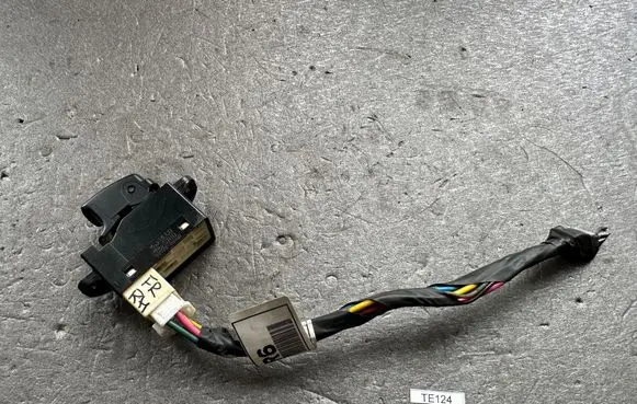 Hyundai Terracan Electric window control switch 93501H1200AX