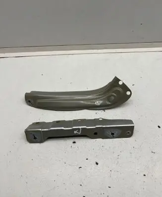 Dacia Spring Fender mounting bracket