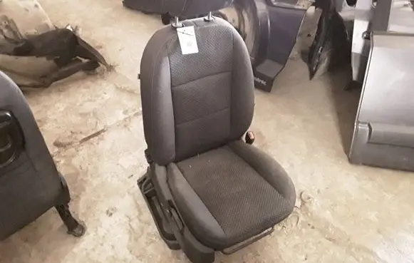 Front passenger seat