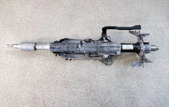 BMW X1 E84 Steering wheel axle 6784867