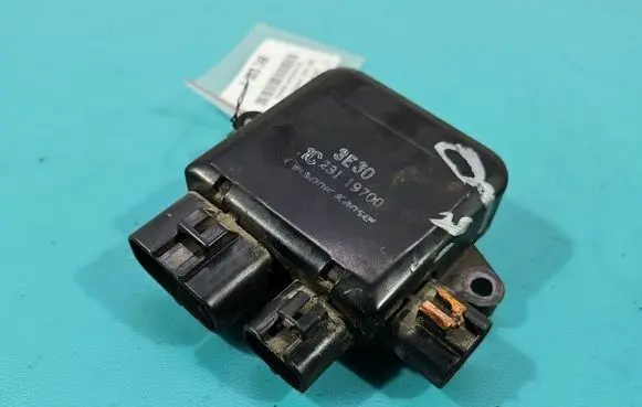 Coolant fan relay