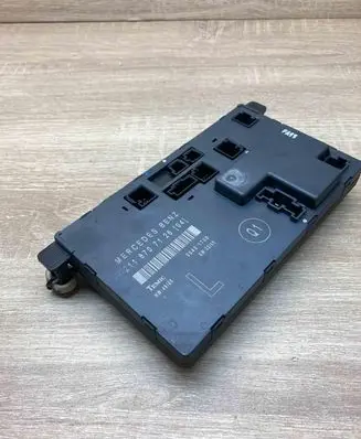 Mercedes-Benz E W211 Door control unit/module 2118707126 00401708