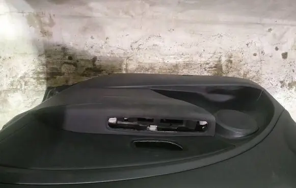Front door card panel trim