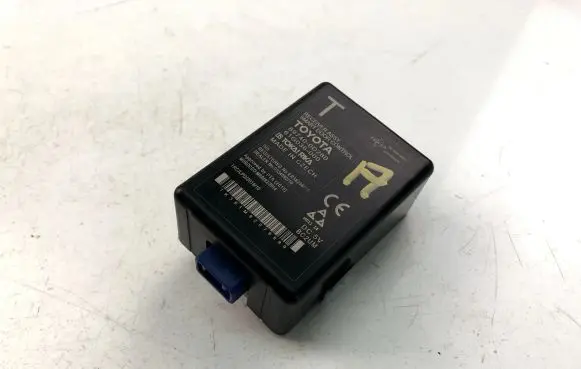 Toyota Yaris Aerial antenna amplifier 897400D280