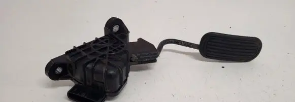 Lexus RX 330 - 350 - 400H Accelerator throttle pedal 7812048070 1988003040 09K160117A6