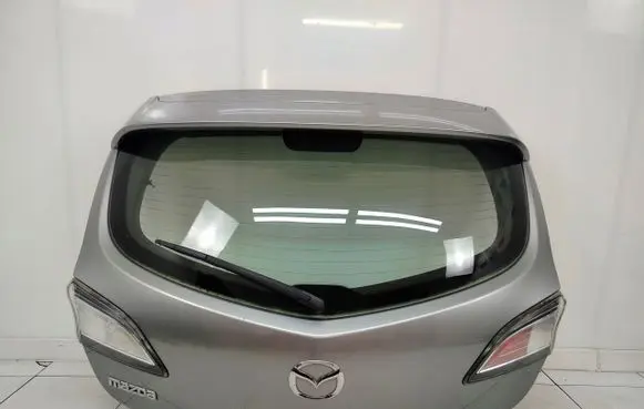 Mazda 3 II Tailgate/trunk/boot lid 