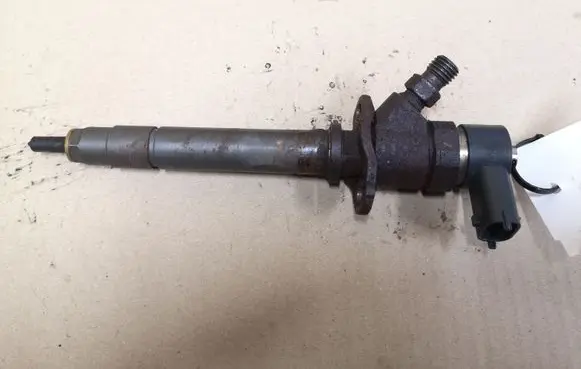 Volvo XC90 Fuel injector 0445110078