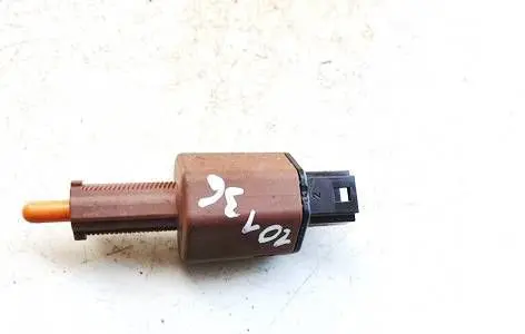 Tesla Model Y Brake pedal sensor switch 104468100b 1044681-00-b