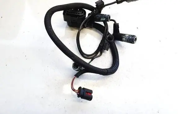 BMW 1 E81 E87 Ignition plug leads 758397070108 780215805