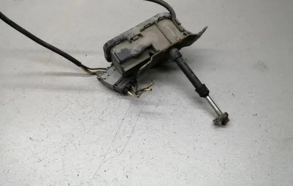 Volvo 850 Headlight wiper motor 0390206910