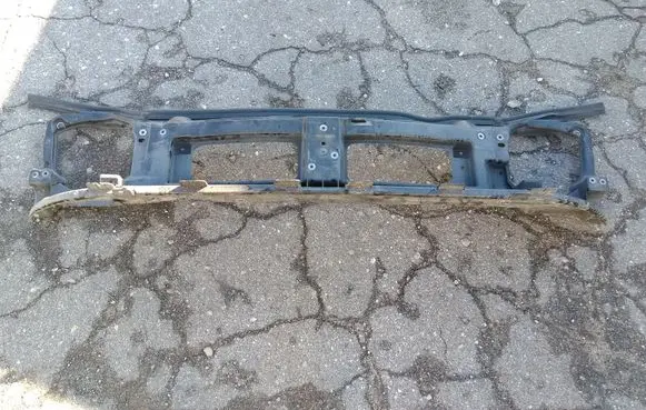Renault Trafic II (X83) Radiator support slam panel 8200411916 8200411923