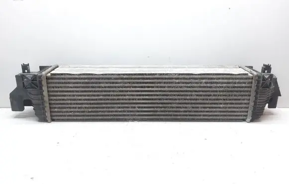 BMW 2 F46 Intercooler radiator 7617598 17117617598