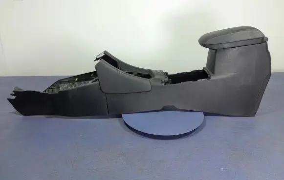 Toyota Corolla E160 E170 Center console