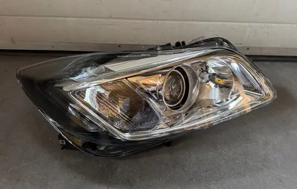 Opel Insignia A Headlight/headlamp 22831929RH 1ZT00963102