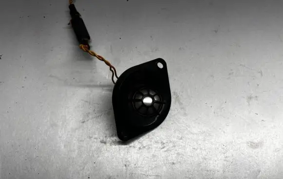 BMW 6 F12 F13 Front door speaker 9184795