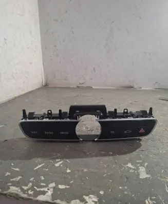 Mercedes-Benz E W238 Head unit multimedia control A2139054603 13316917