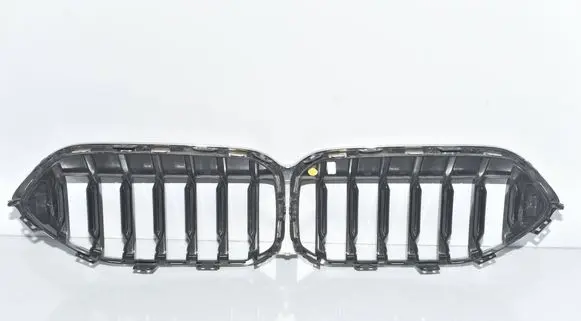 BMW 2 F44 Front bumper upper radiator grill 5A39372 51137476257 51134A13339