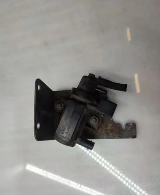 BMW 5 E60 E61 Turbo solenoid valve 7805391