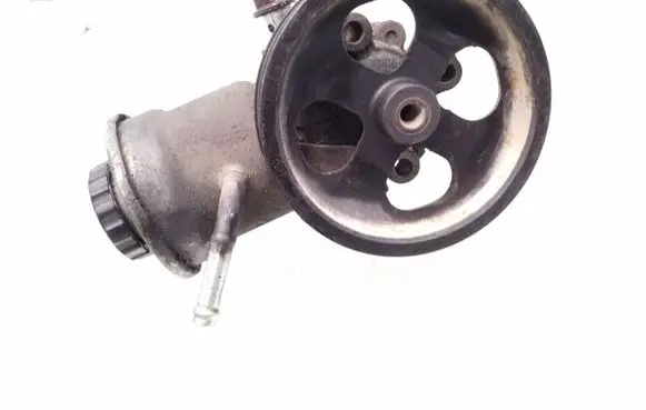 Toyota Avensis T250 Power steering pump U12 12180