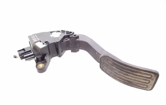 Nissan Pulsar Accelerator throttle pedal 180023RA0B 55964027