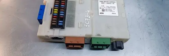 Land Rover Freelander 2 - LR2 Fuse module 6G9T14D572LA LTQF01125TP 3659AF01125TP