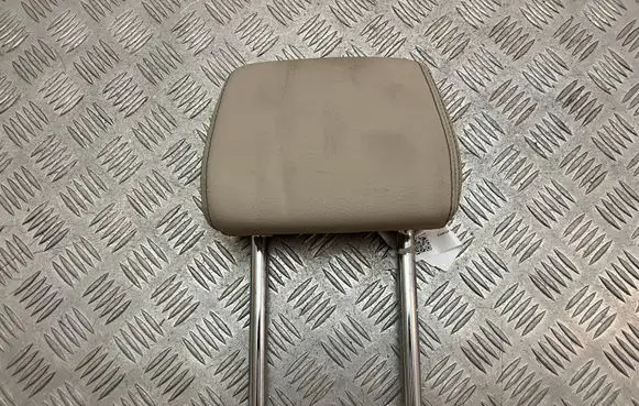 BMW 2 F22 F23 Rear seat headrest 