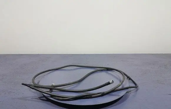 Volvo XC90 Windshield washer spray nozzle 