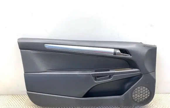 Opel Astra H Front door card panel trim 