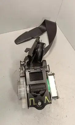 Audi A6 S6 C7 4G Front seatbelt 4G8857705B