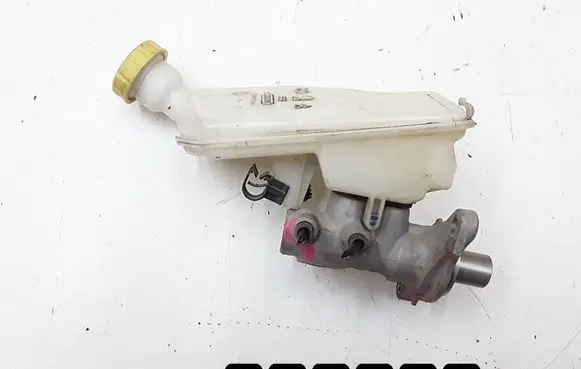 Citroen C3 Picasso Master brake cylinder 32069745 UK