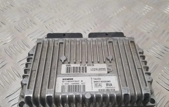 Citroen C5 Gearbox control unit/module S118047507E 122910555 9647433580