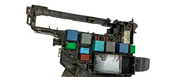 Toyota Prius (XW20) Fuse box set 8826332070 1567001400 9098704004