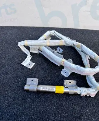 Mitsubishi Lancer X Roof airbag