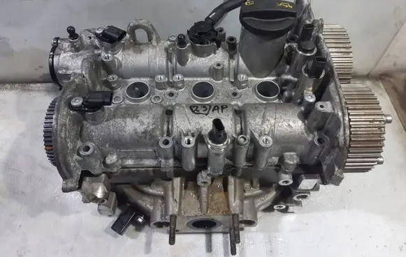 Audi A1 Engine head 04C103473AA