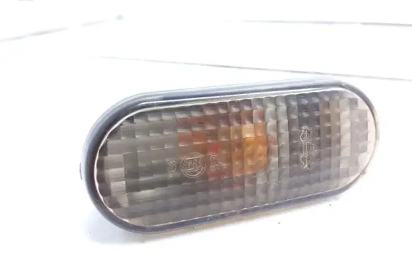 Seat Toledo I (1L) Front fender indicator light 3A0949117
