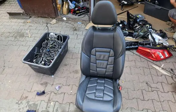 Nissan Qashqai Front passenger seat PRAWY