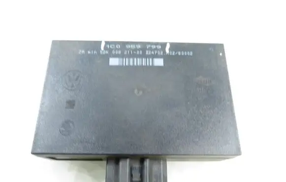 Skoda Octavia Mk1 (1U) Central body control module 1C0959799