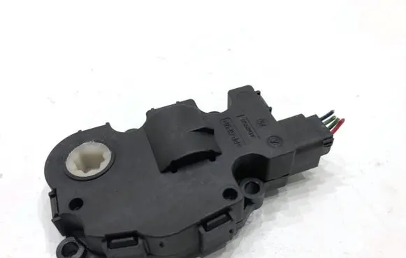 BMW 4 F32 F33 Air flap motor/actuator T1015556H