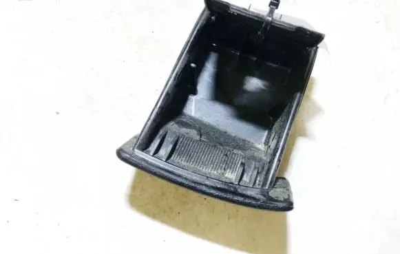 Car ashtray