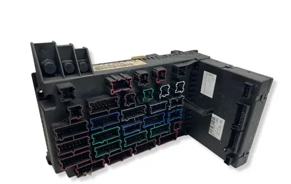 Mercedes-Benz ML W163 Fuse module 1635450016